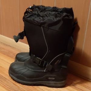 Baffin snow boots